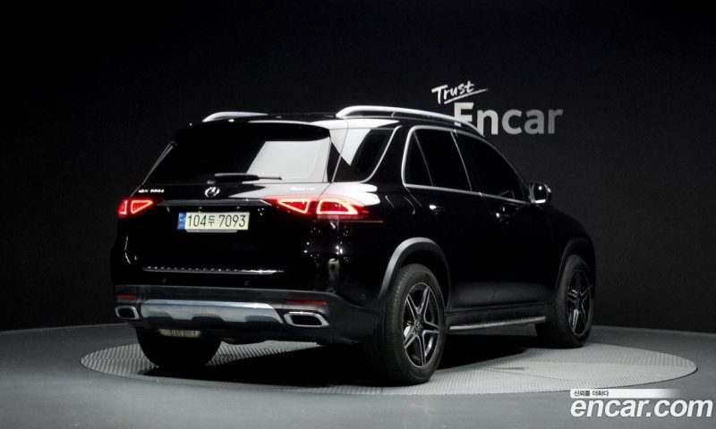 Mercedes Benz GLE-Class GLE300d 4MATIC