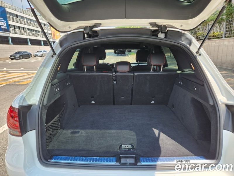 Mercedes Benz GLC-Class AMG GLC43 4MATIC