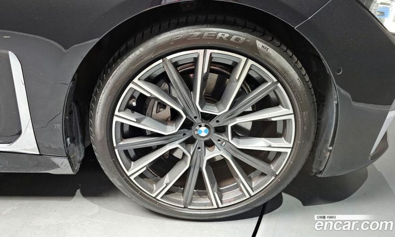 BMW 7-Series 730D xDrive M Sport