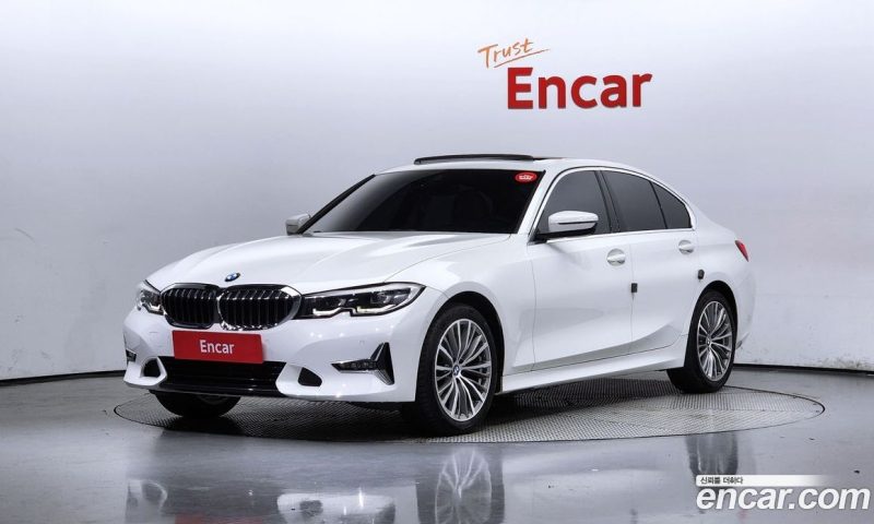 BMW 3-Series i320 Luxury