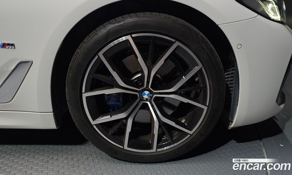 BMW 5-Series i530 M Sport Package