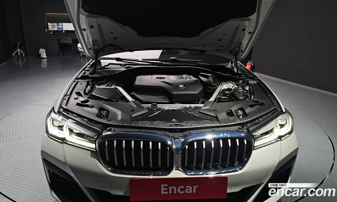 BMW 5-Series i530 M Sport Package
