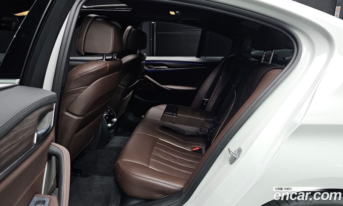 BMW 5-Series i530 M Sport Package
