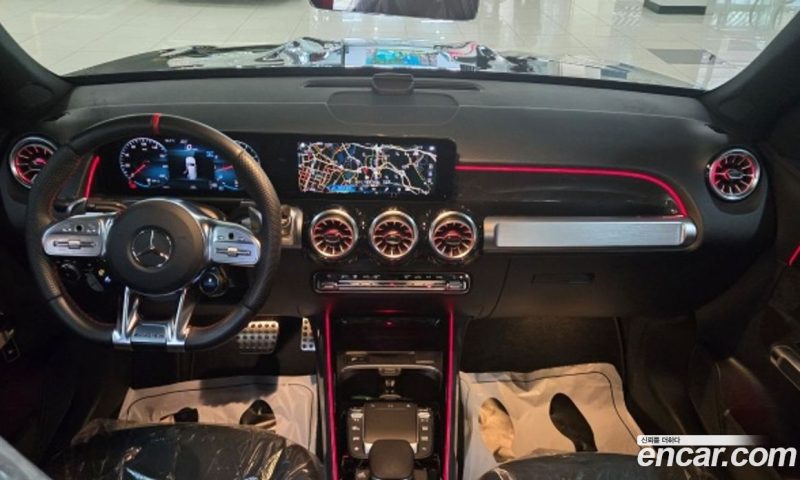 Mercedes Benz GLB-Class AMG GLB35 4MATIC