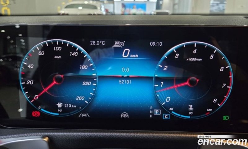 Mercedes Benz GLB-Class AMG GLB35 4MATIC