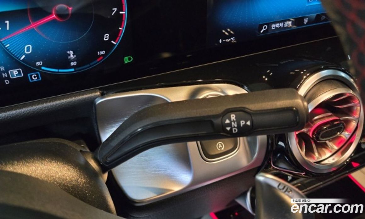 Mercedes Benz GLB-Class AMG GLB35 4MATIC