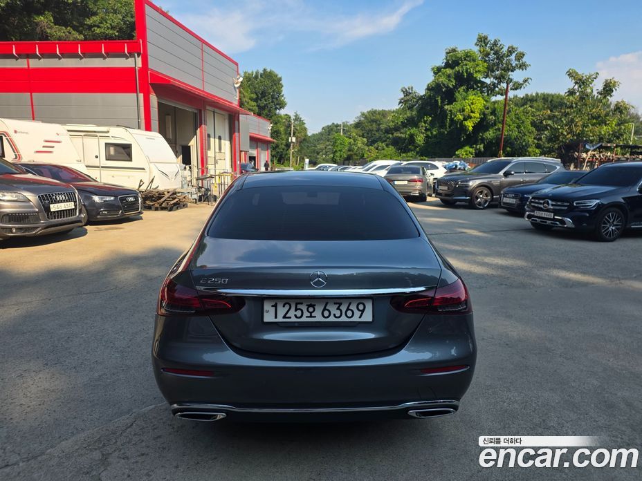 Mercedes Benz E-Class E250 Exclusive