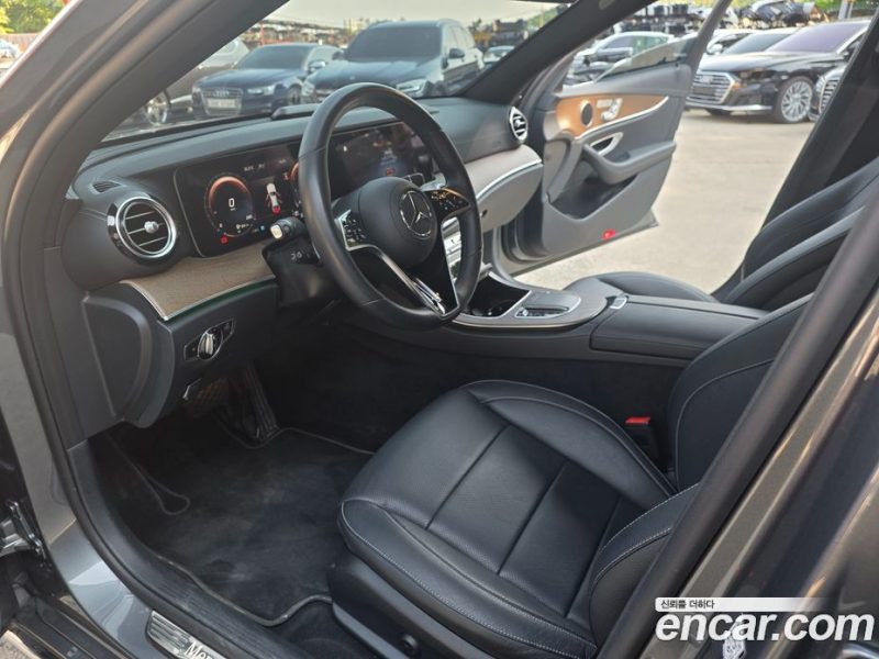 Mercedes Benz E-Class E250 Exclusive