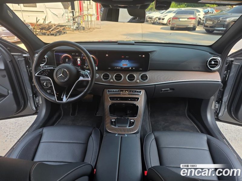 Mercedes Benz E-Class E250 Exclusive