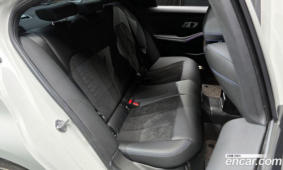 BMW 3-Series i320 M Sport