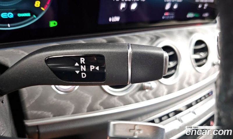 Mercedes Benz E-Class E350 4MATIC AMG Line