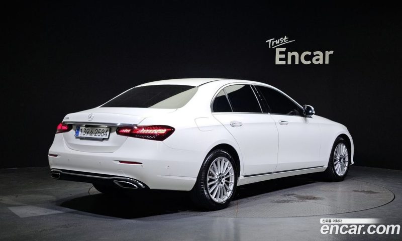 Mercedes Benz E-Class E250 Exclusive