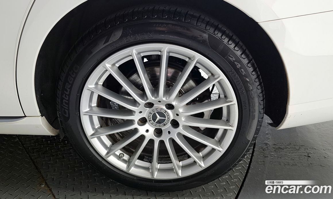 Mercedes Benz E-Class E250 Exclusive