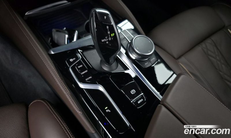 BMW 5-Series i530 M Sport Package