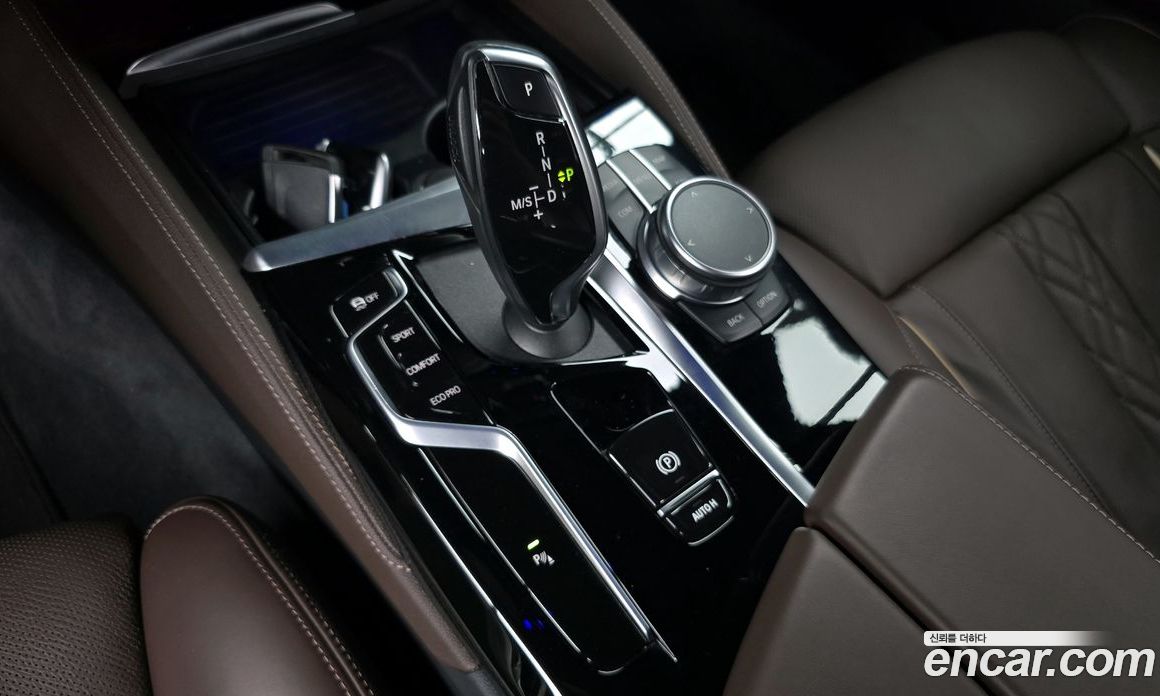 BMW 5-Series i530 M Sport Package