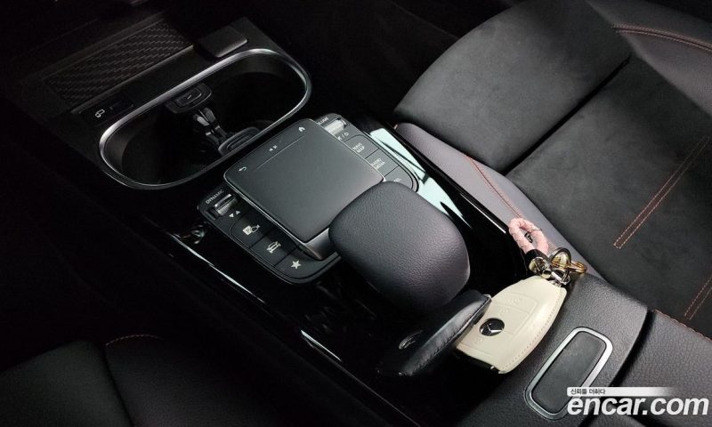 Mercedes Benz CLA-Class CLA250 4MATIC