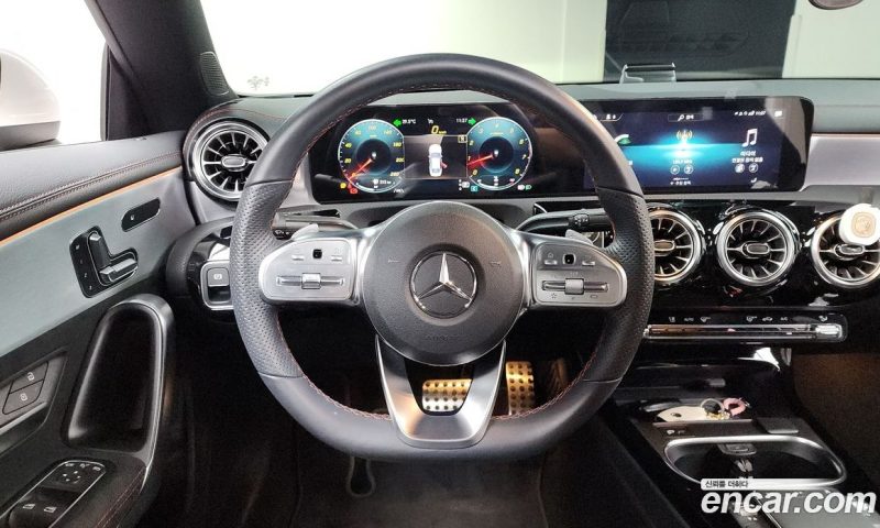 Mercedes Benz CLA-Class CLA250 4MATIC