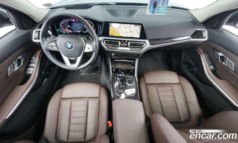 BMW 3-Series i320 Touring Luxury