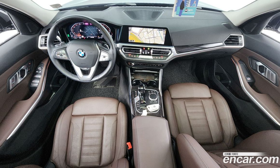 BMW 3-Series i320 Touring Luxury
