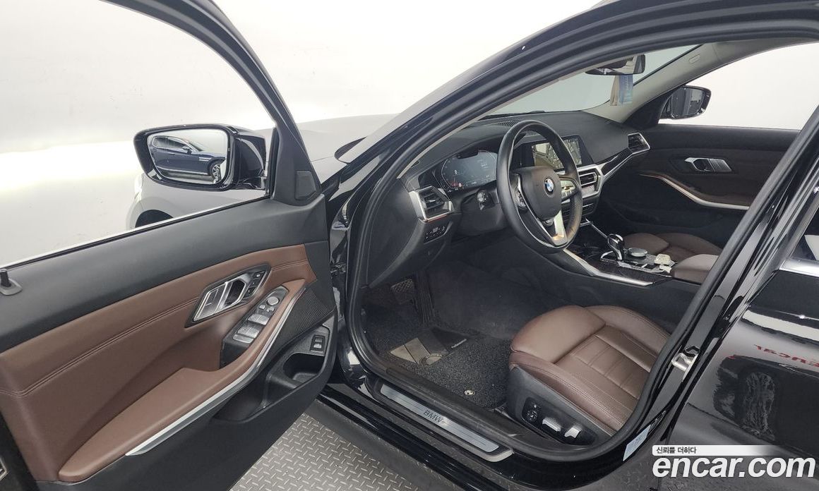 BMW 3-Series i320 Touring Luxury