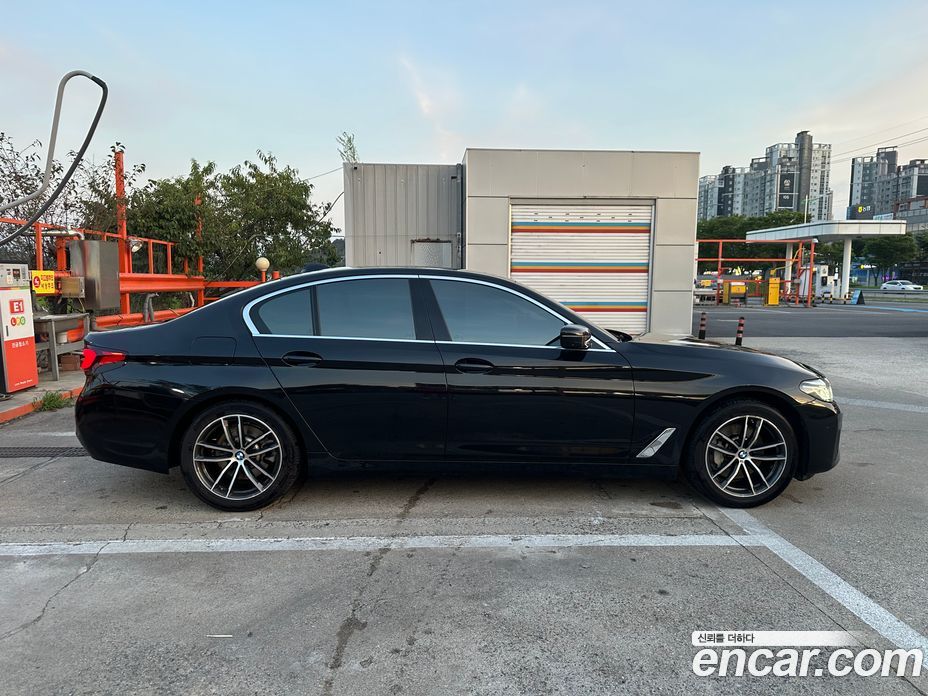 BMW 5-Series i530 Luxury
