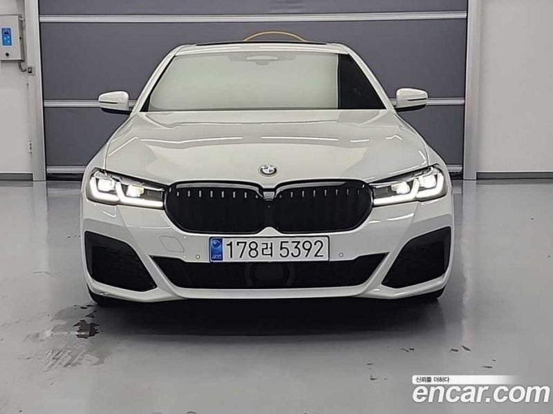 BMW 5-Series i530 M Sport Package