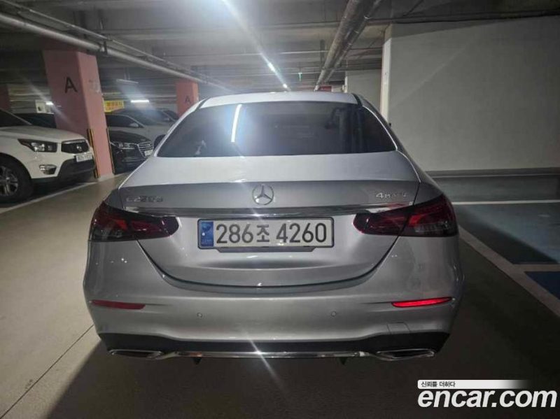 Mercedes Benz E-Class E220d 4MATIC AMG Line