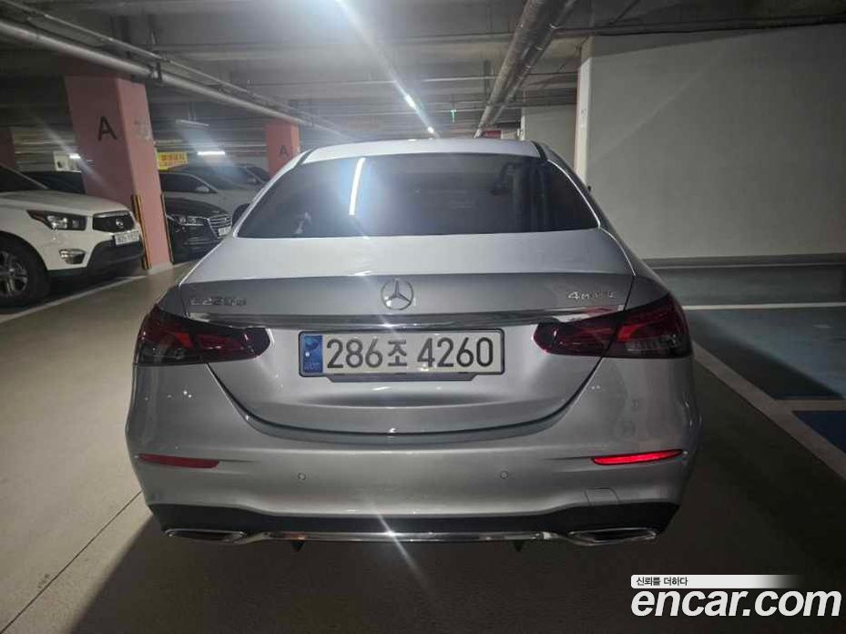 Mercedes Benz E-Class E220d 4MATIC AMG Line