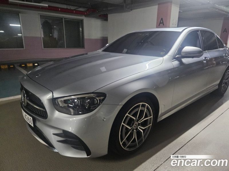 Mercedes Benz E-Class E220d 4MATIC AMG Line
