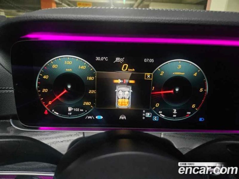 Mercedes Benz E-Class E220d 4MATIC AMG Line