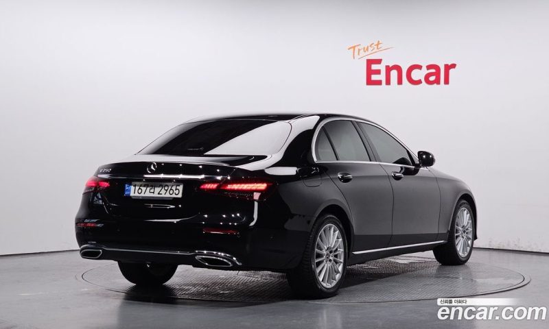 Mercedes Benz E-Class E250 Exclusive