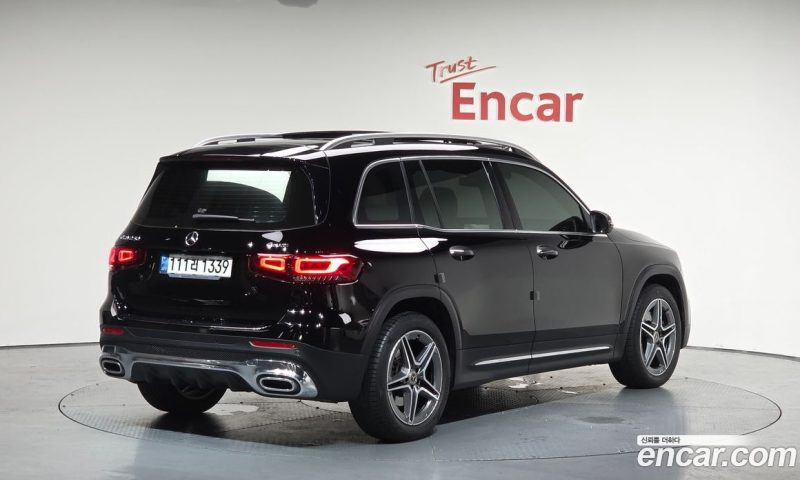 Mercedes Benz GLB-Class GLB250 4MATIC