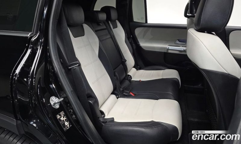 Mercedes Benz GLB-Class GLB250 4MATIC