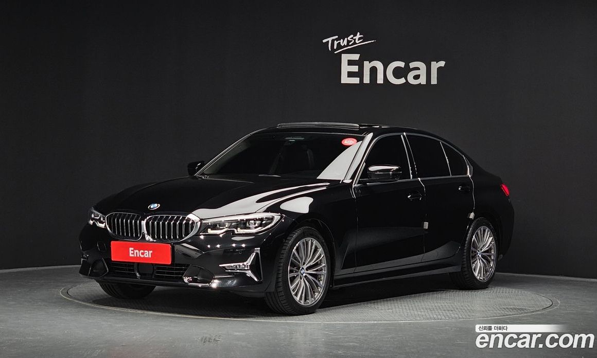 BMW 3-Series i320 Luxury