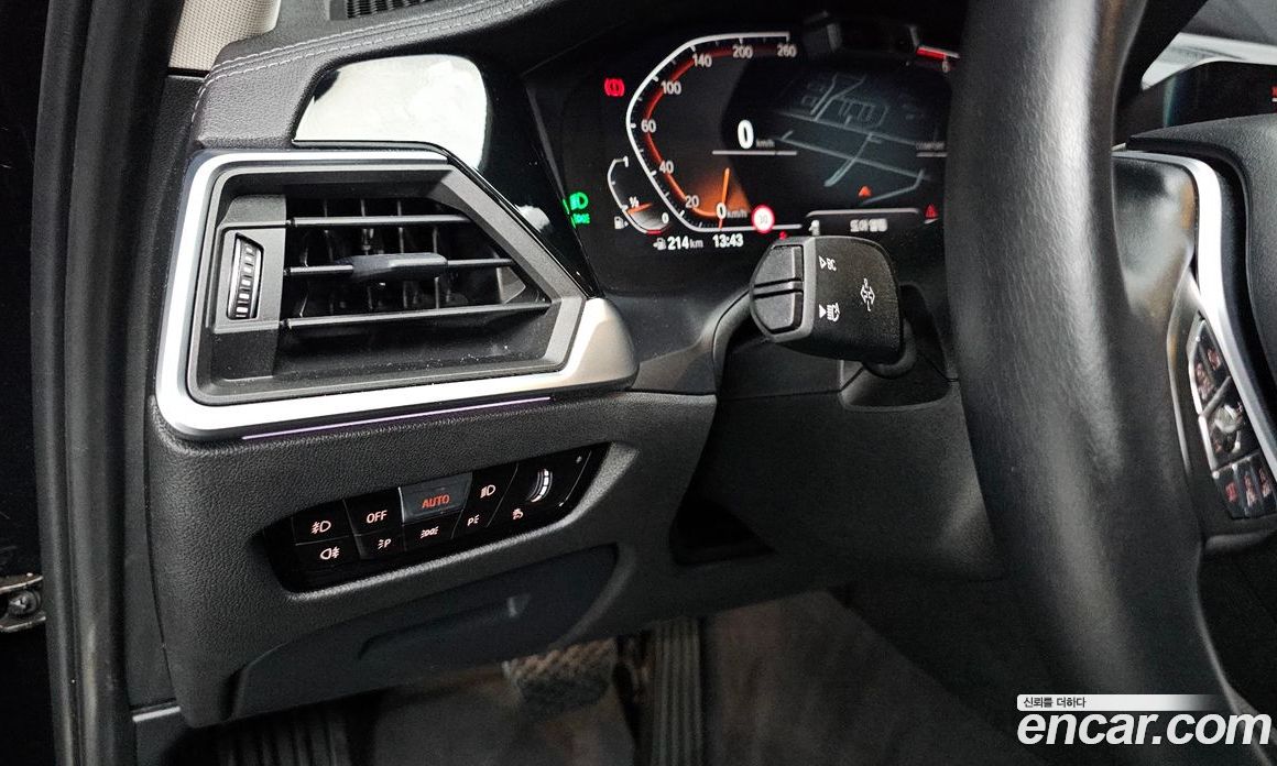 BMW 3-Series i320 Luxury