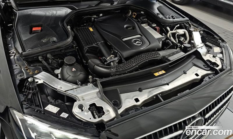 Mercedes Benz E-Class E250 Avantgarde