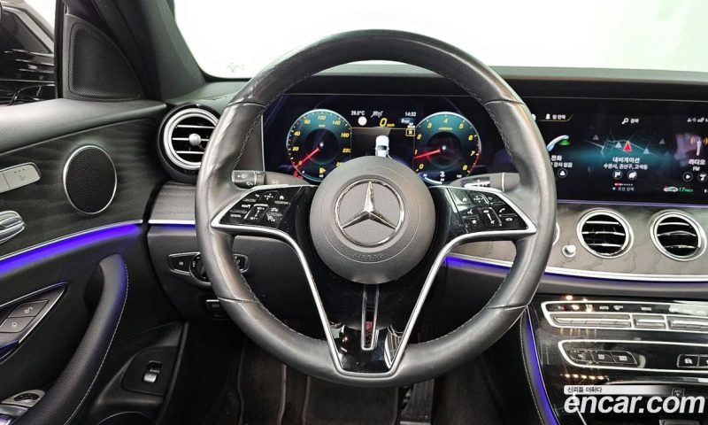 Mercedes Benz E-Class E250 Avantgarde