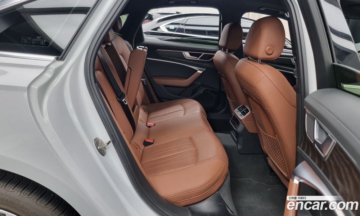 Audi A6 45 TFSI Premium