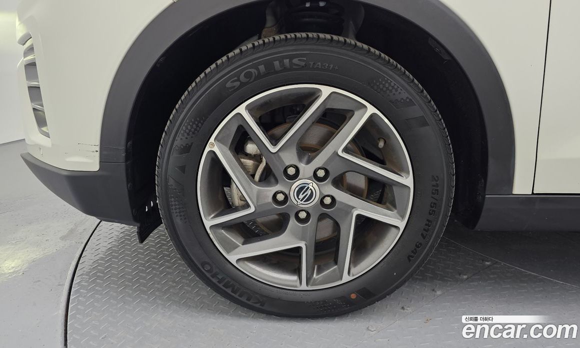 SsangYong Tivoli Gasoline 1.5 2WD