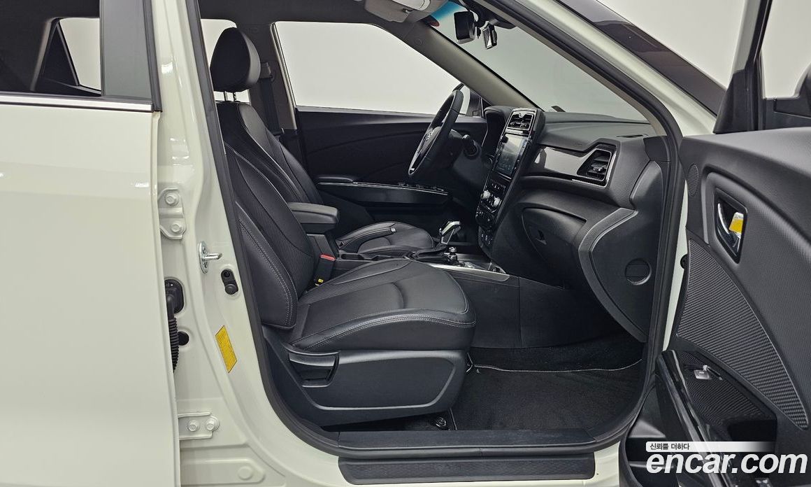 SsangYong Tivoli Gasoline 1.5 2WD