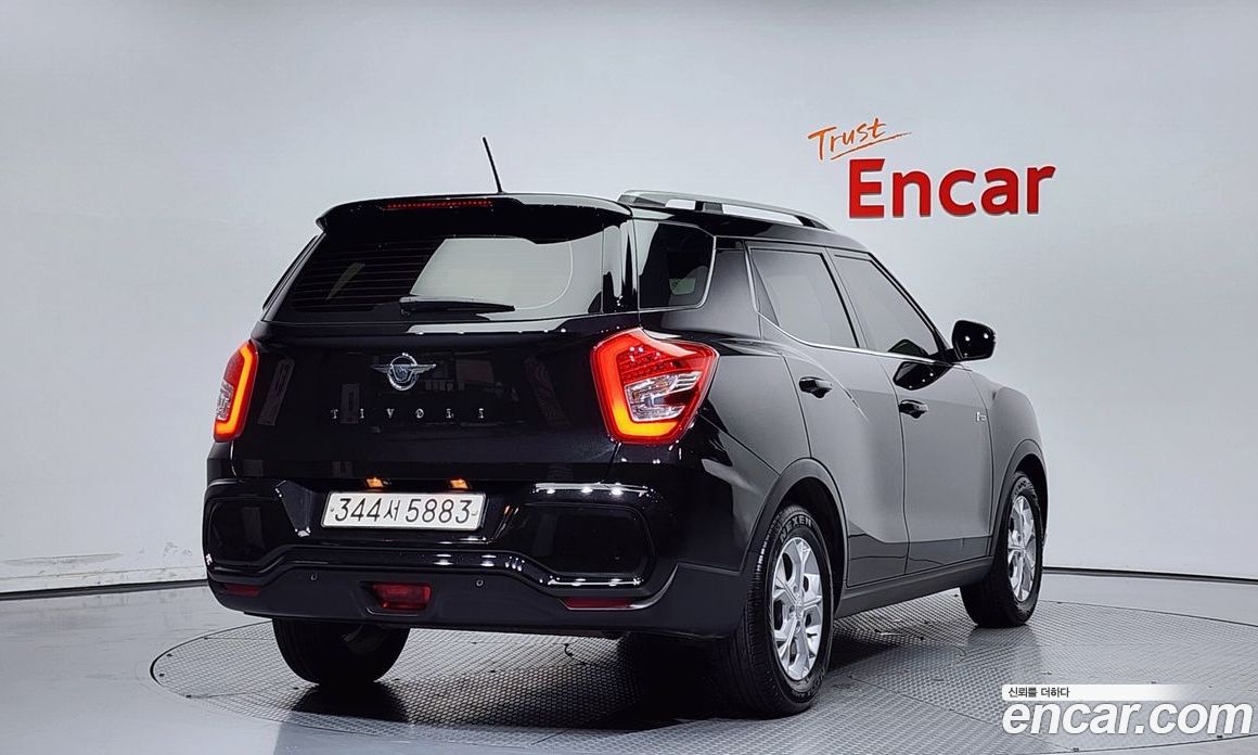 SsangYong Tivoli 1.5 A1 2WD