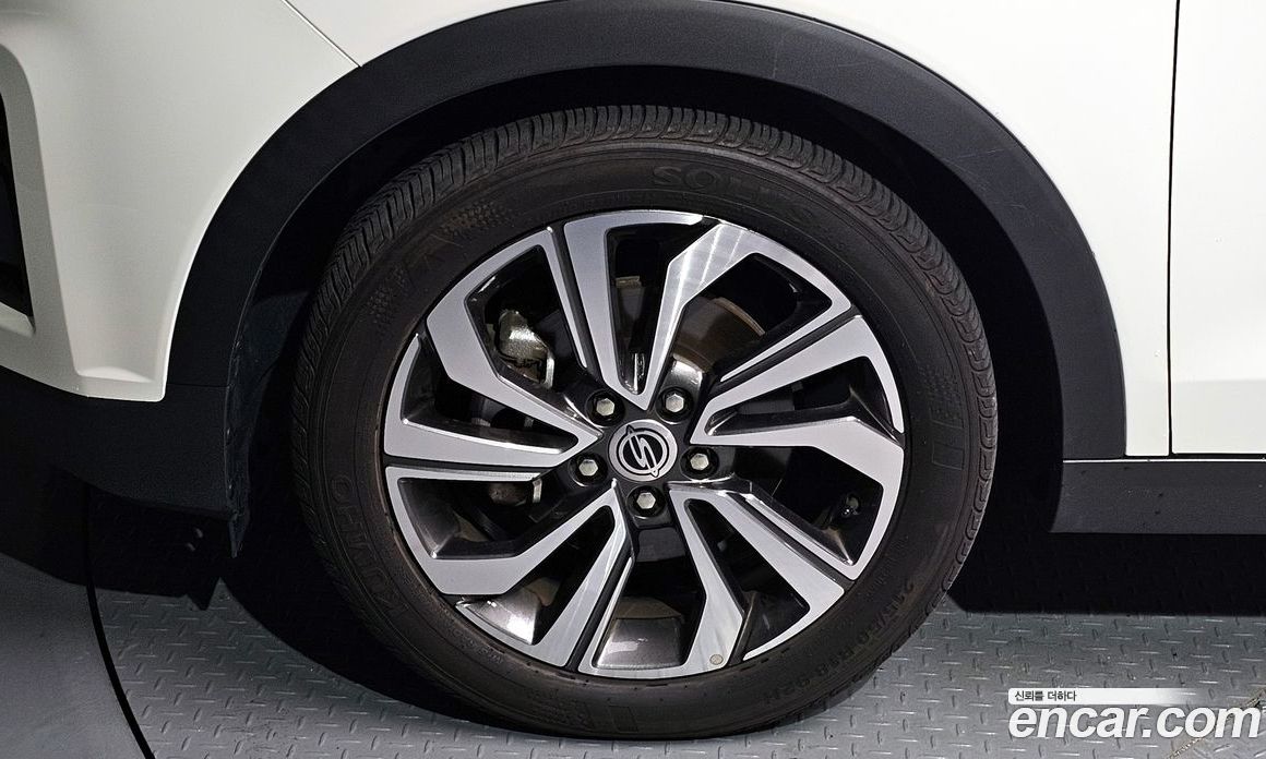SsangYong Tivoli Gasoline 1.5 2WD