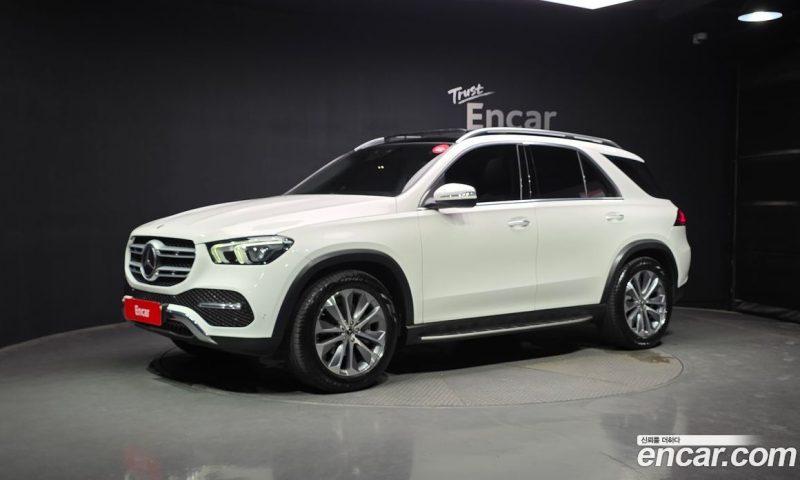 Mercedes Benz GLE-Class GLE300d 4MATIC