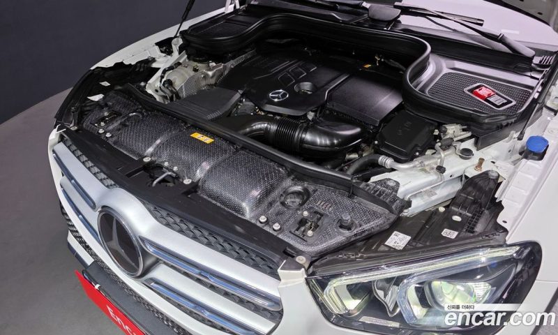 Mercedes Benz GLE-Class GLE300d 4MATIC