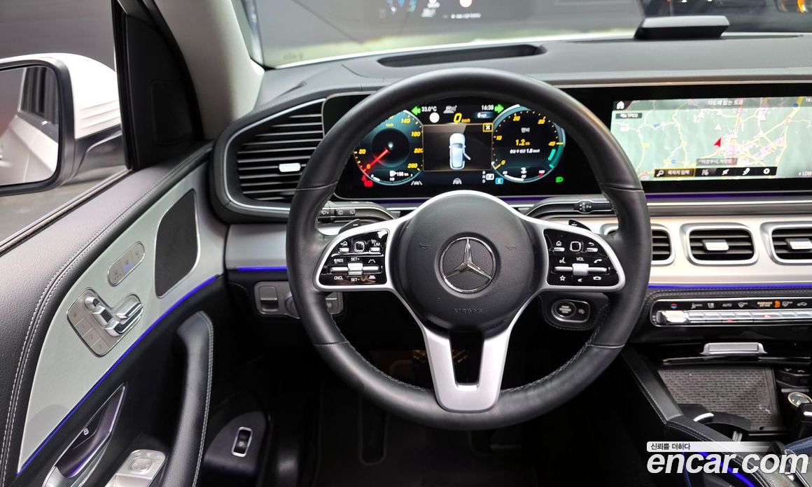 Mercedes Benz GLE-Class GLE300d 4MATIC