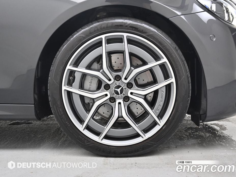 Mercedes Benz E-Class E220d 4MATIC AMG Line