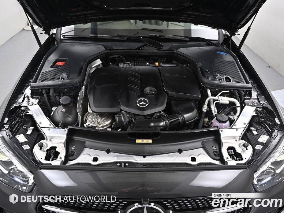 Mercedes Benz E-Class E220d 4MATIC AMG Line