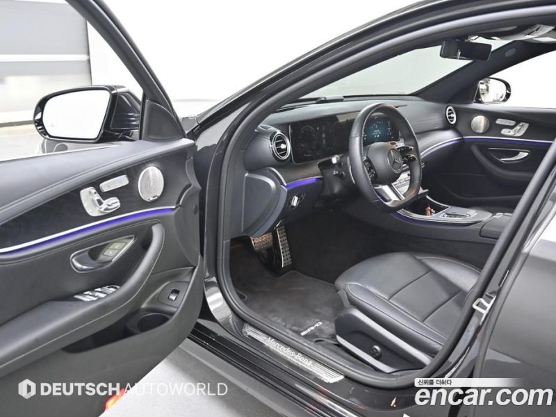 Mercedes Benz E-Class E220d 4MATIC AMG Line