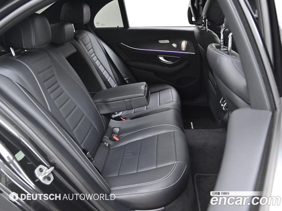 Mercedes Benz E-Class E220d 4MATIC AMG Line