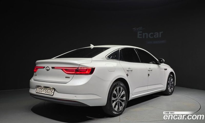 Renault Korea SM6 1.3 TCe LE